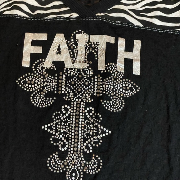 LA Kitty Burn Out Baseball FAITH Tee Size large black white silver bling cotton - Picture 6 of 13